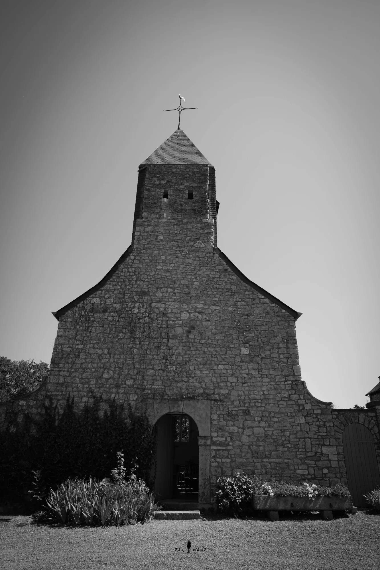 Chapelle en pierre de campagne, lieu de cérémonie de mariage