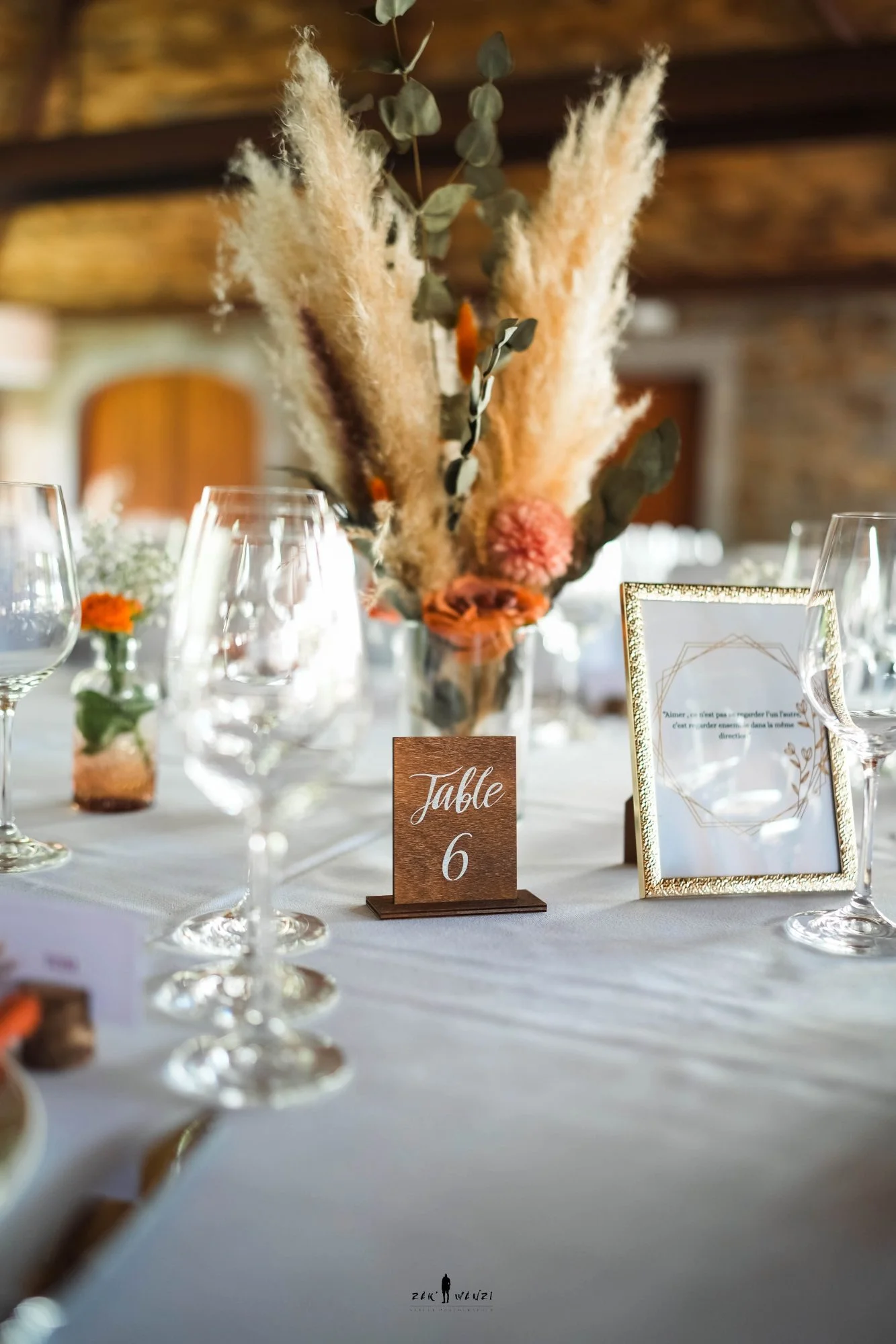 Table de réception bohème
